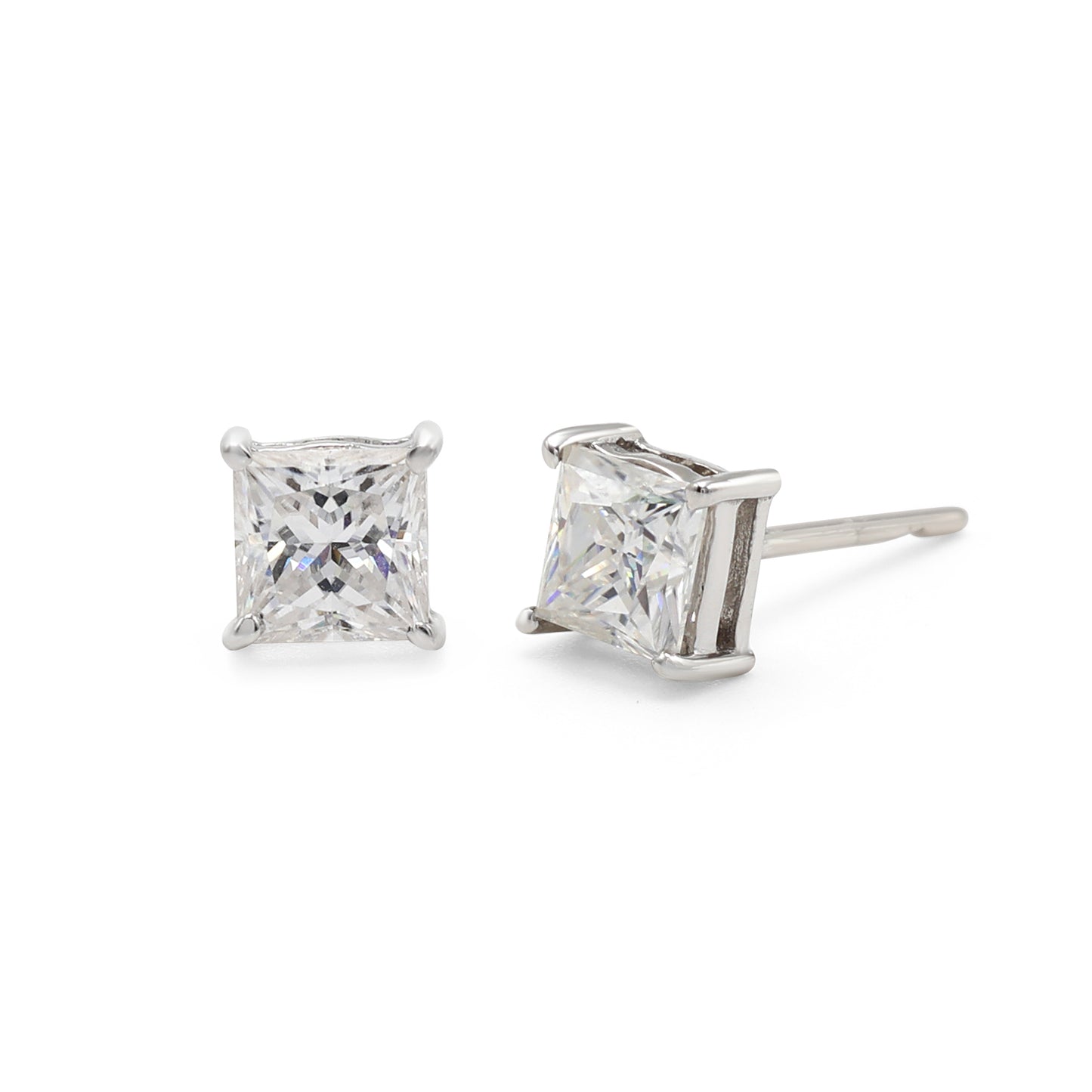 Boucles d'oreilles puces en argent sterling 925 et moissanite de princesse