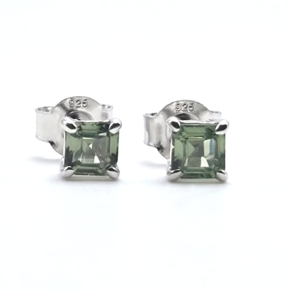 GREEN SAPPHIRE EARRINGS