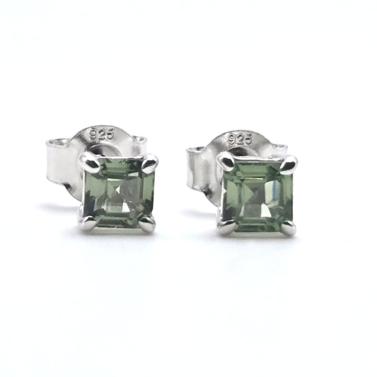 BOUCLES D'OREILLES SAPHIR VERT
